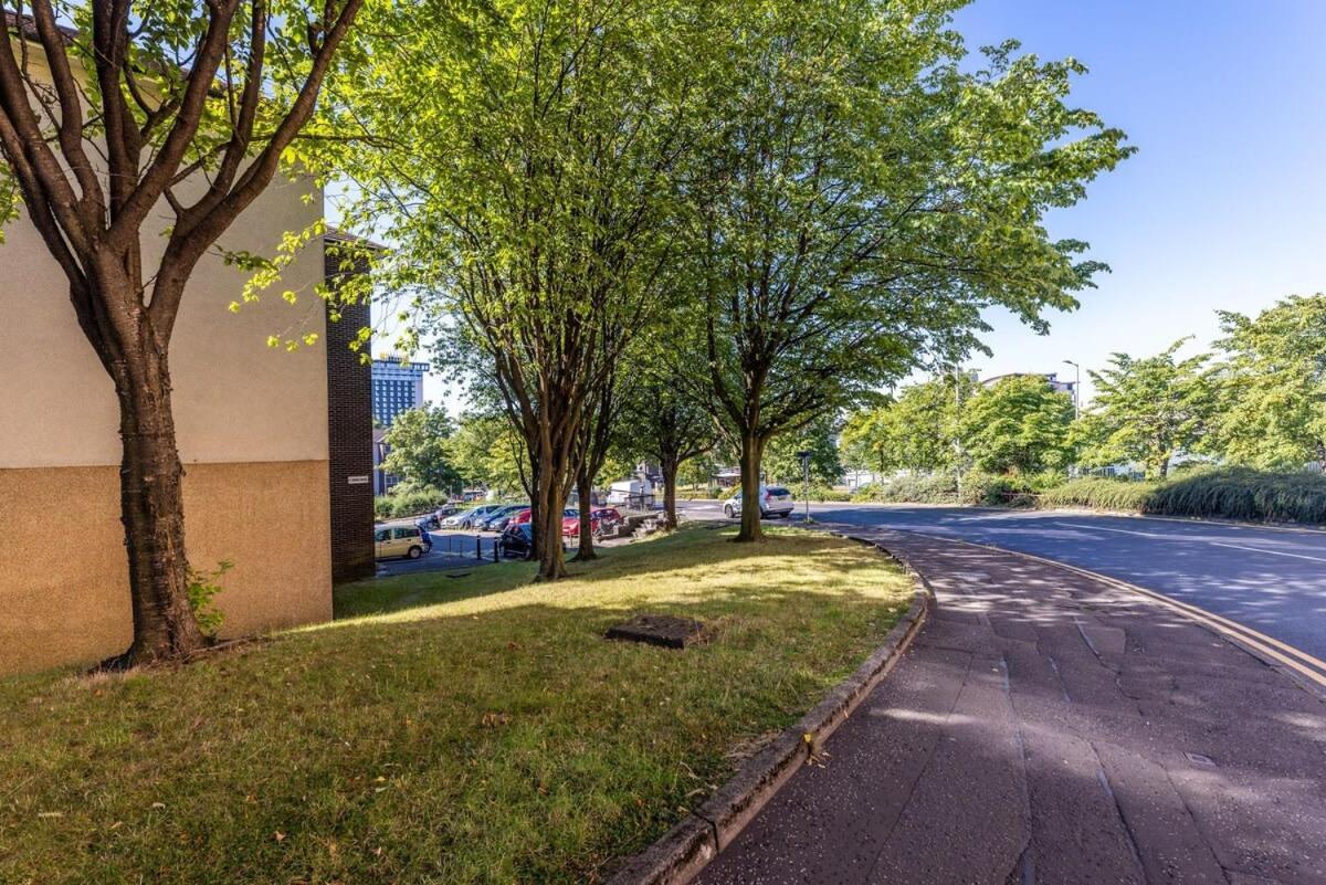 Stunning City Centre 1 Bed With Free Parking Glasgow Exteriér fotografie